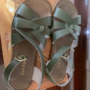 Olive Saltwater Sandals size 7